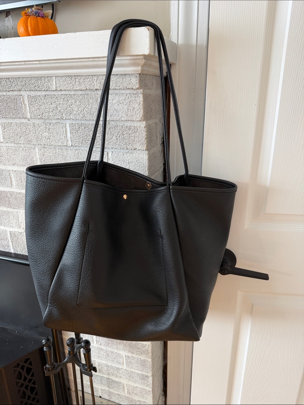 Classic Black Leather Tote Bag - Timeless Everyday Carry